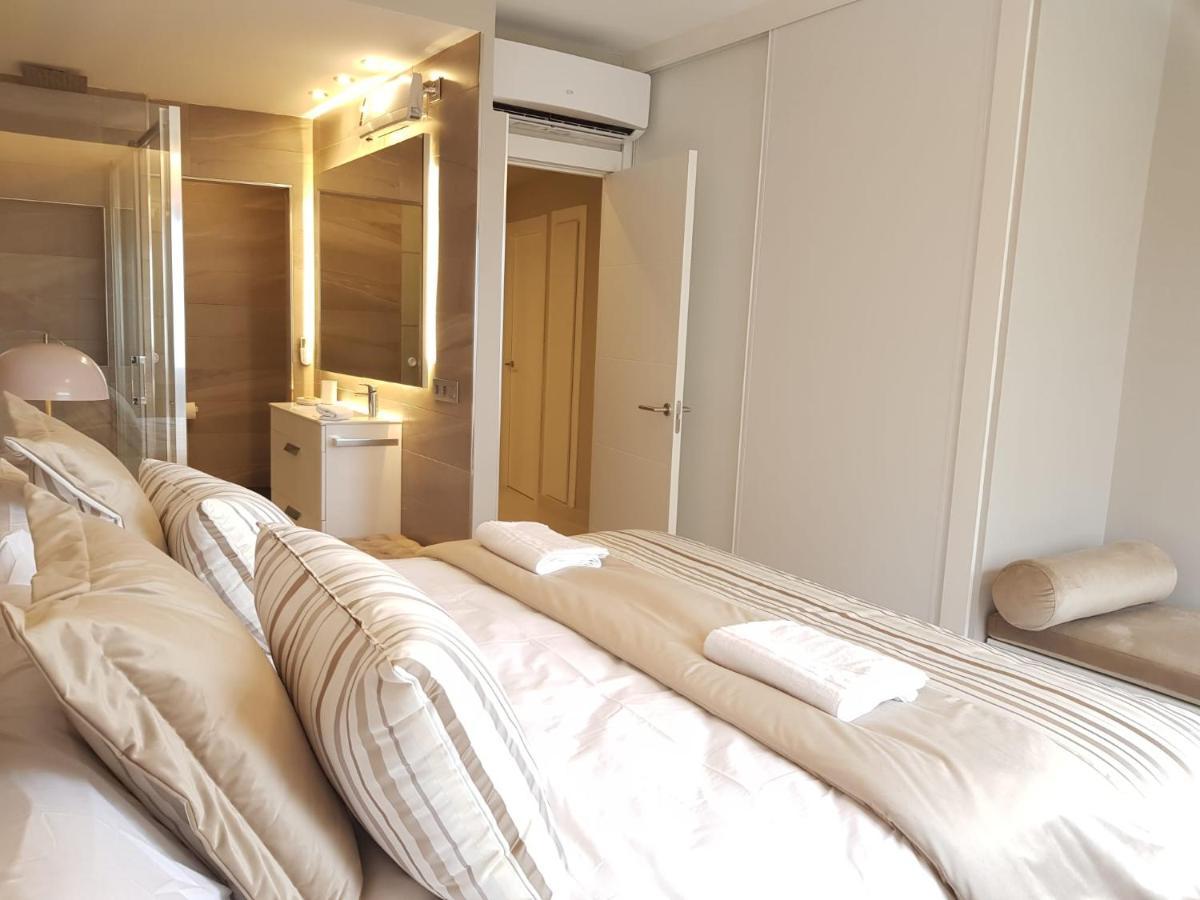 Fabulous Apartment In Front Of Sea & Marina With Incredible Views Естепона Екстер'єр фото