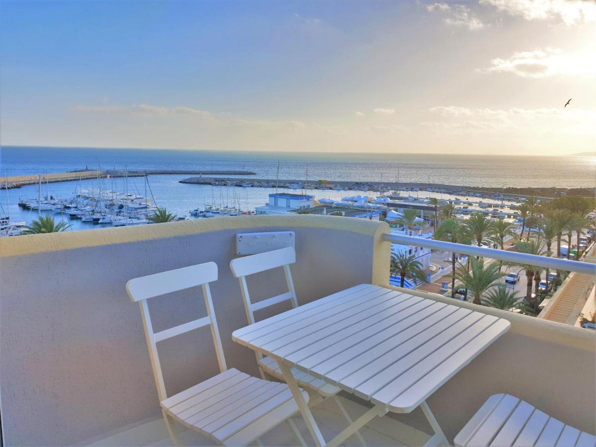 Fabulous Apartment In Front Of Sea & Marina With Incredible Views Естепона Екстер'єр фото